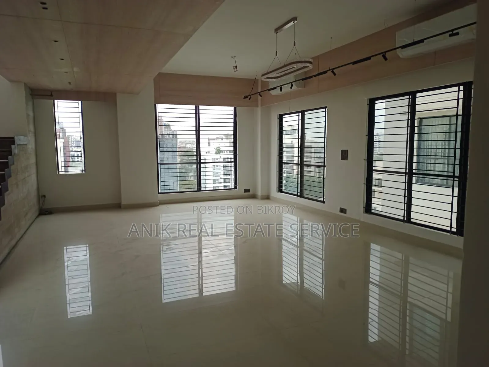 4 Bedroom Duplex in Anik Real Estate, Gulshan for Rent