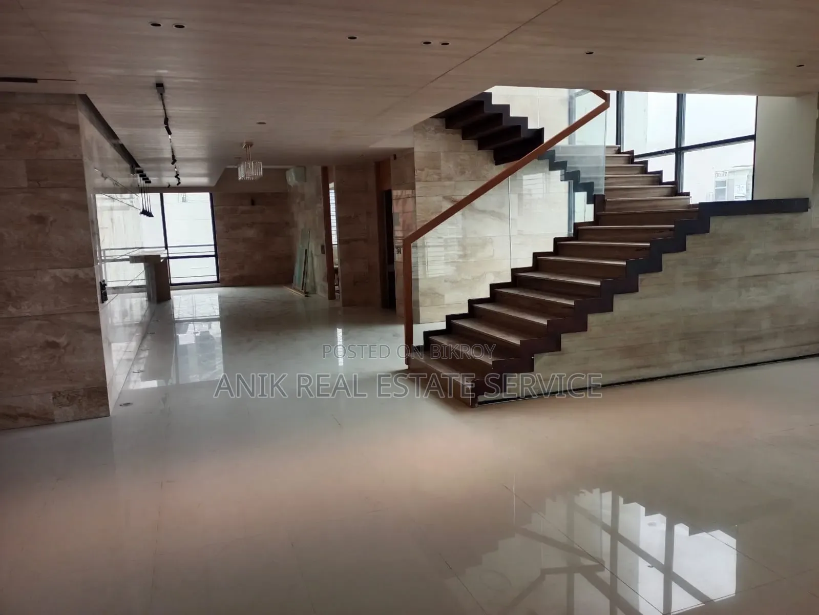 4 Bedroom Duplex in Anik Real Estate, Gulshan for Rent