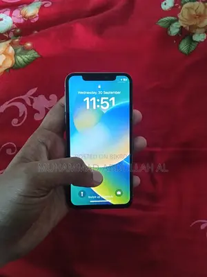 অ্যাপল আইফোন এক্স ২৫৬ জিবি হোয়াইট