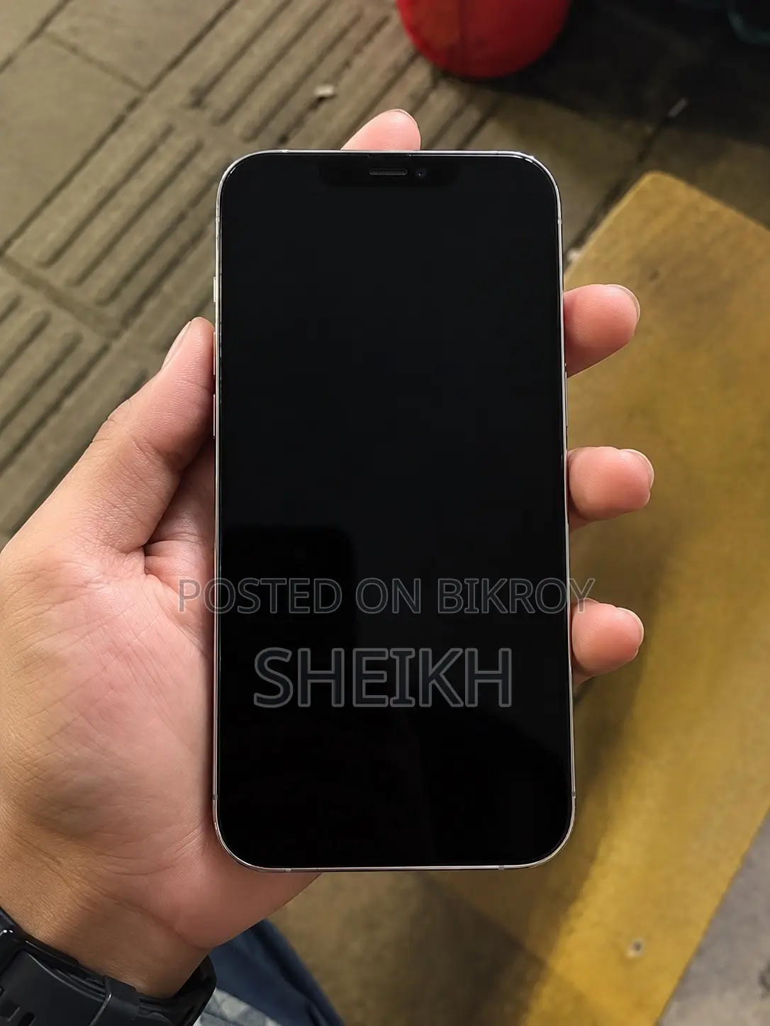 অ্যাপল আইফোন ১৩ প্রো ১২৮ জিবি হোয়াইট