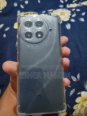 টেকনো ক্যামন ৩০এস ২৫৬ জিবি কালো