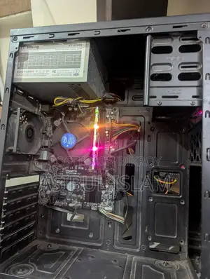 Gigabyte GA-H110MSTX-HD3-ZK 8GB Intel Core i3 SSD 500GB