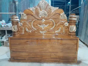৬ ফিট সেগুন কাঠের ফুল বক্স পিলার খাট