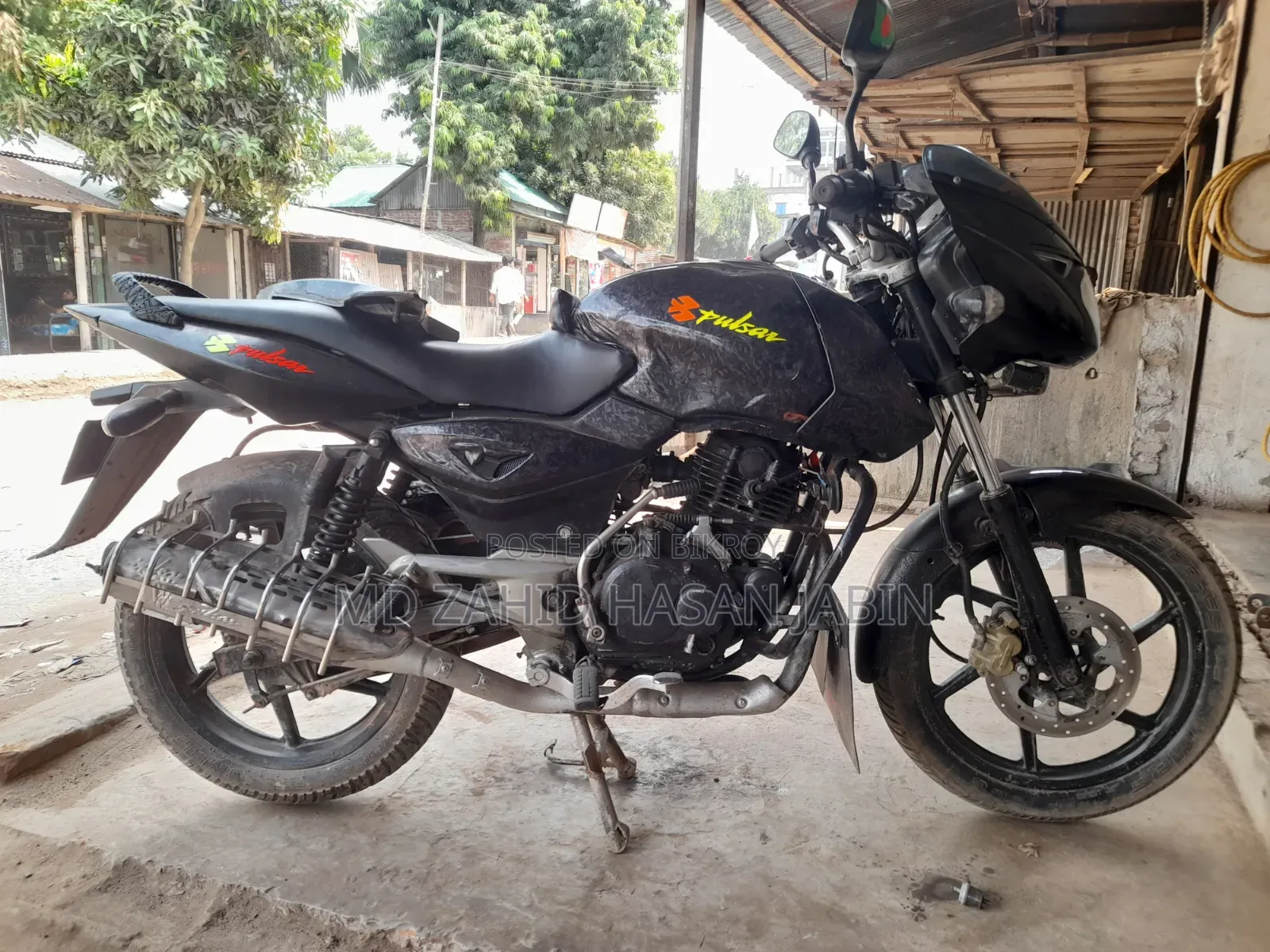 বাজাজ পালসার ১৫০ ২০১০ ব্ল্যাক