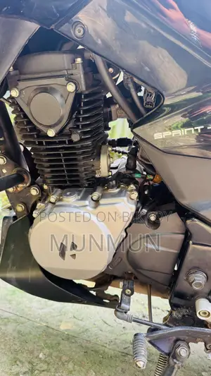 New Hero Xtreme 125R 2026 Black