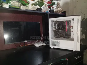 New Desktop Computer 8GB AMD Ryzen 5 SSD 128GB