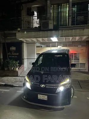 Toyota Voxy 2016 Black