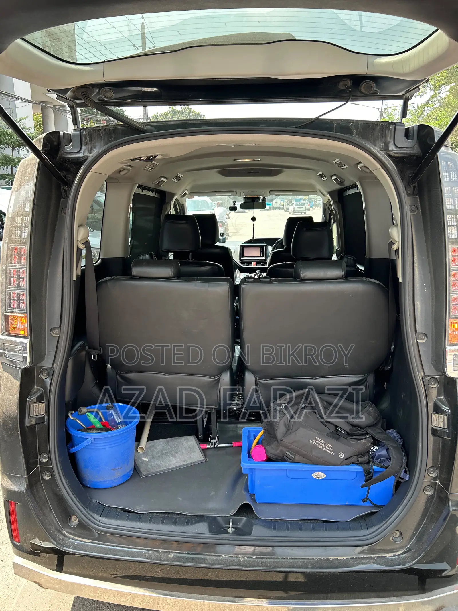 Toyota Voxy 2016 Black