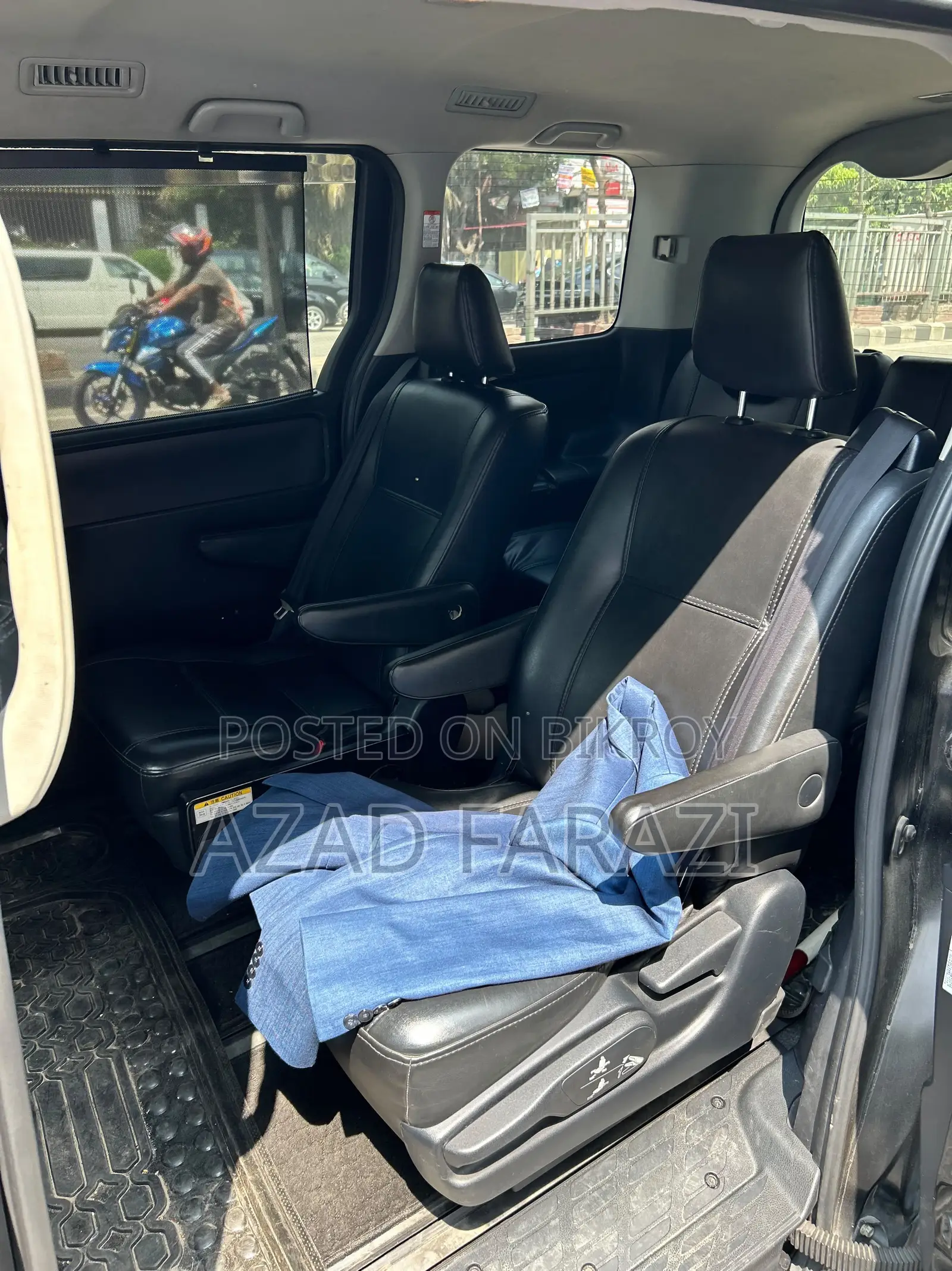 Toyota Voxy 2016 Black