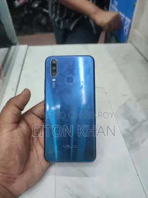 Vivo Y17 64 GB Blue