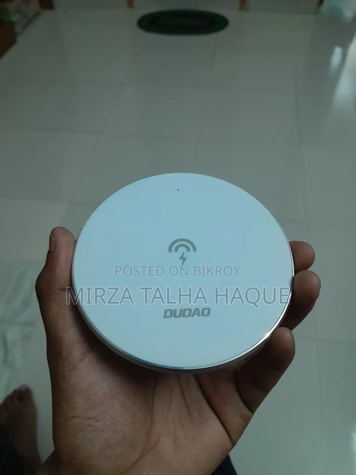 ওয়্যারলেস চার্জার
