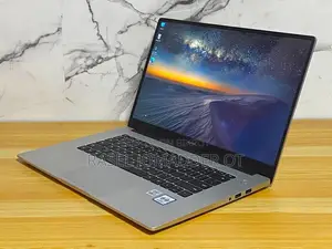 Laptop Huawei 4GB Intel SSD 500GB