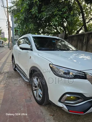 MG HS Exclusive 1.5T 2021 White