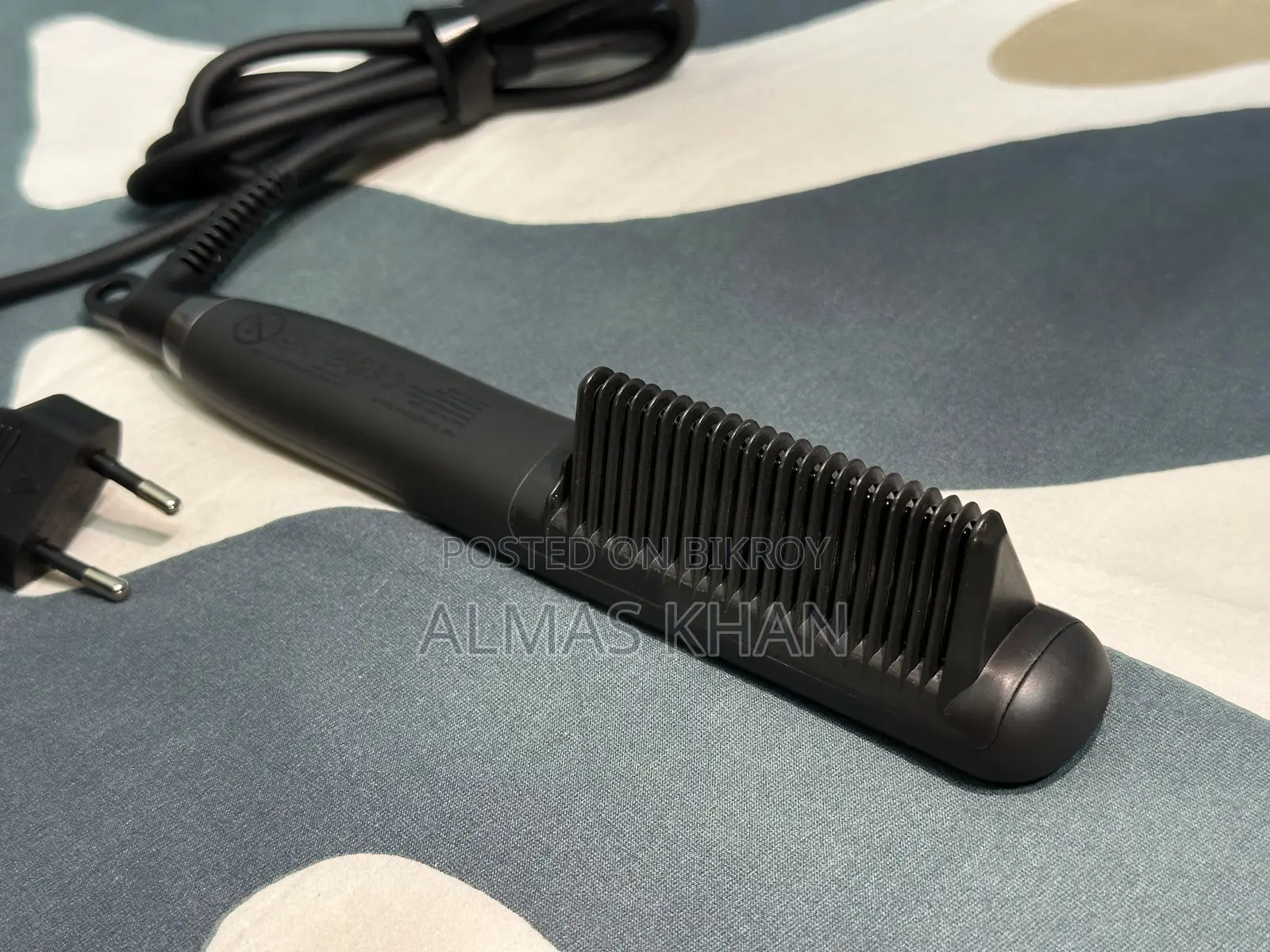 Hair Straightener / Hair Straightening Brush