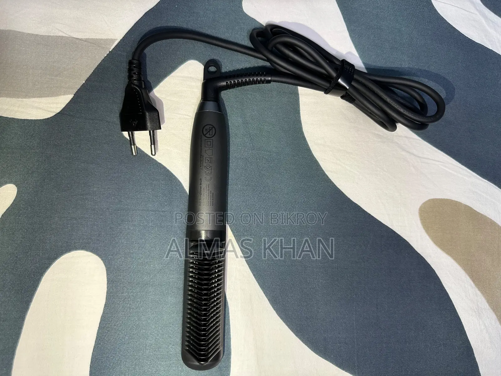 Hair Straightener / Hair Straightening Brush