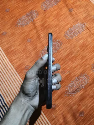Vivo Y18 128 GB
