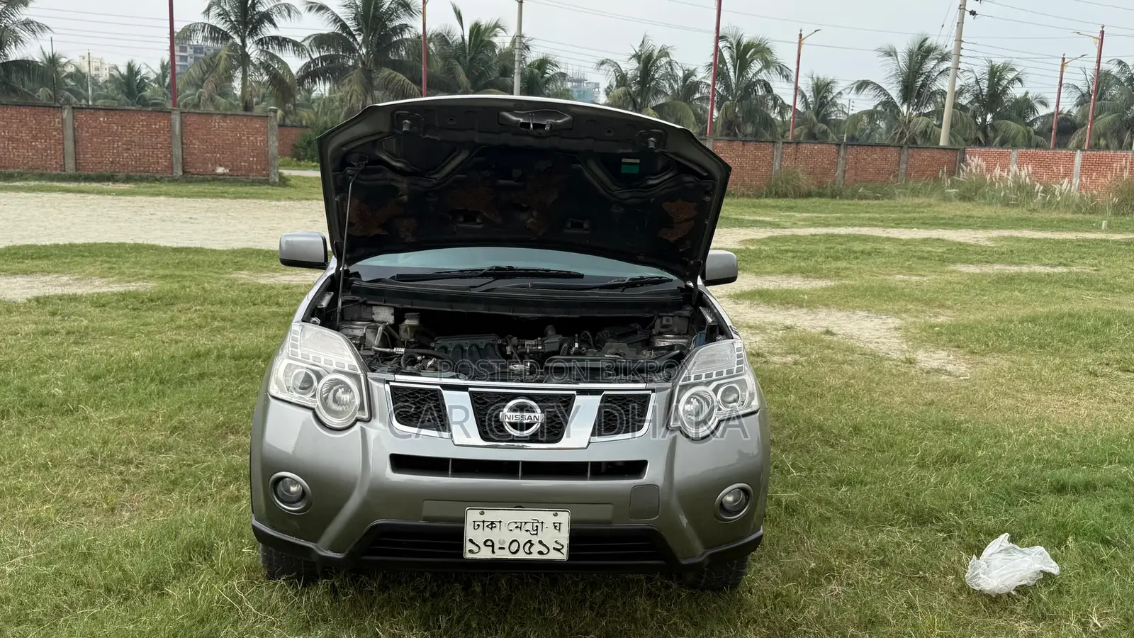 Nissan X-Trail 2012 Gray