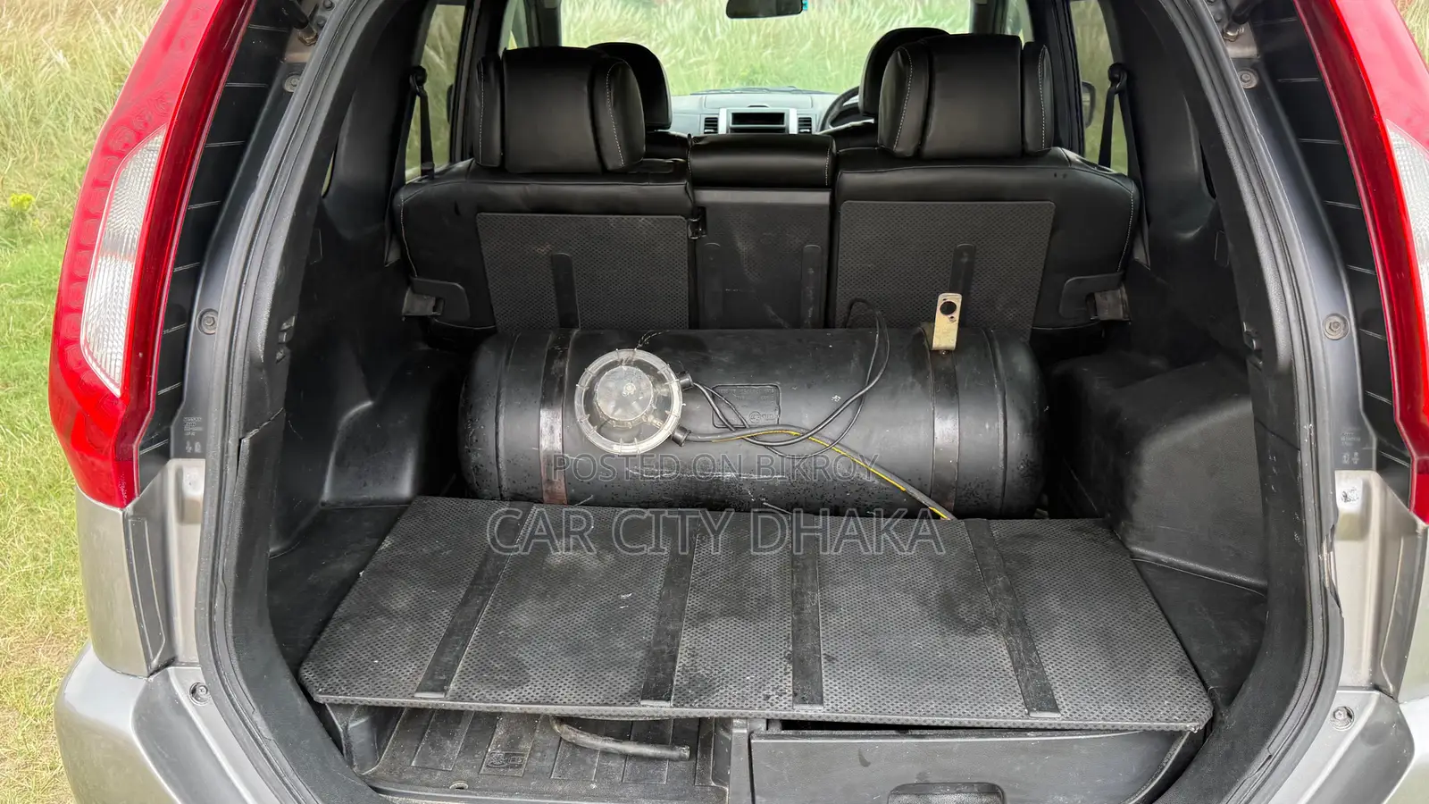 Nissan X-Trail 2012 Gray