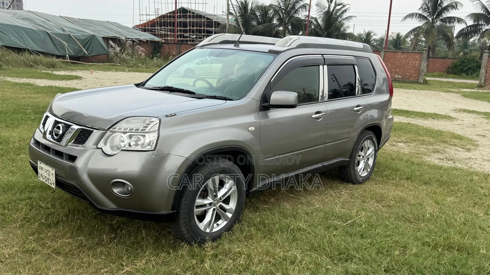 Nissan X-Trail 2012 Gray