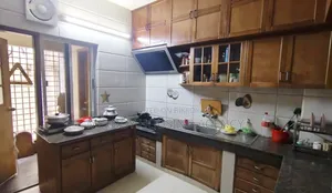 বসুন্ধরায় ৪ বেডরুমের অ্যাপার্টমেন্ট বিক্রয়