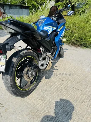 সুজুকি জিক্সার এসএফ ২০১৮ ব্লু