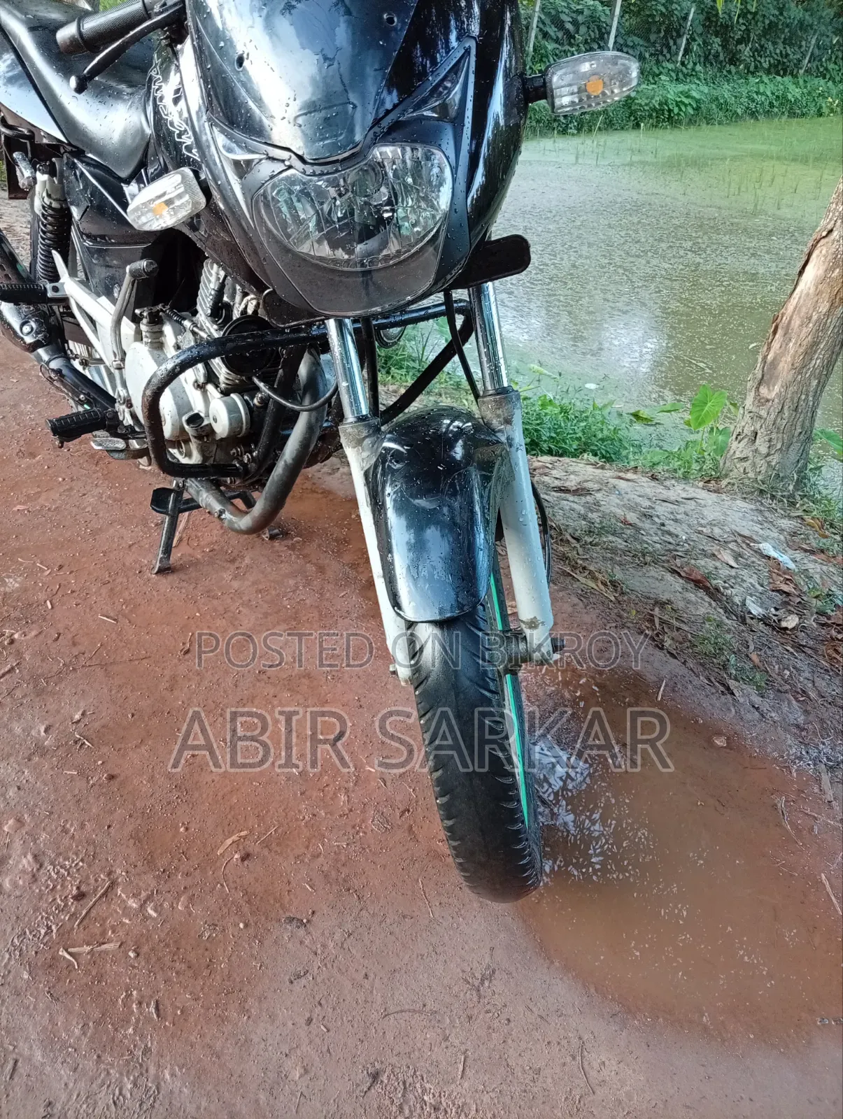 বাজাজ পালসার ১৫০ ২০১০ ব্ল্যাক