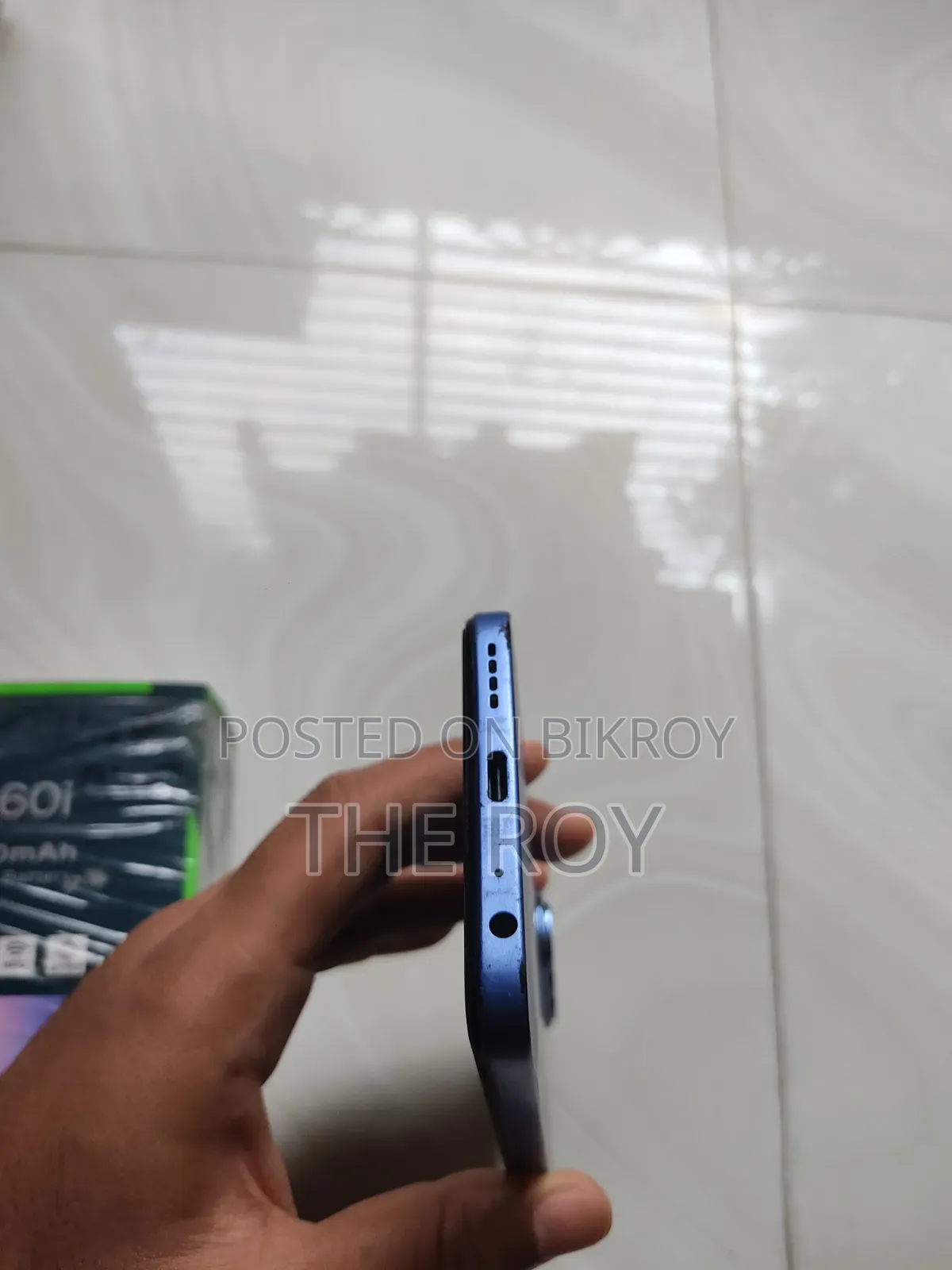 Infinix Hot 60i 128 GB Blue