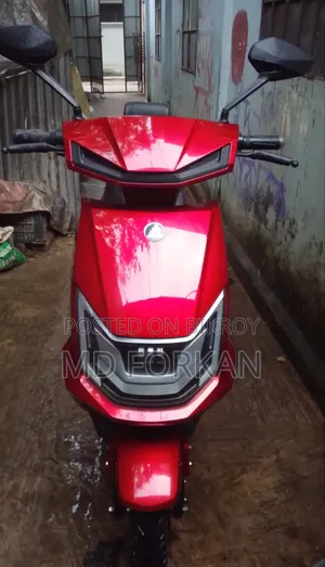 মোটরসাইকেল ২০২৫ রেড