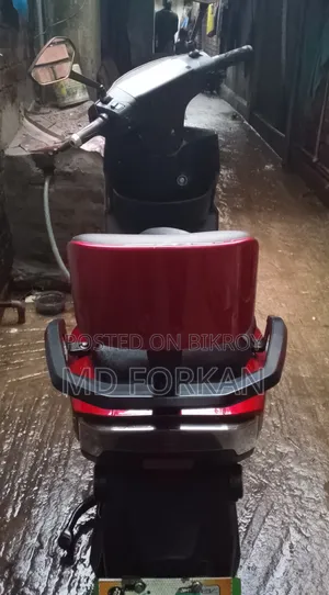 মোটরসাইকেল ২০২৫ রেড
