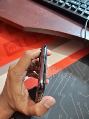 অ্যাপল আইফোন এক্সএস ৬৪ জিবি ব্ল্যাক