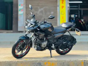 Hero Xtreme 125R 2025 Black