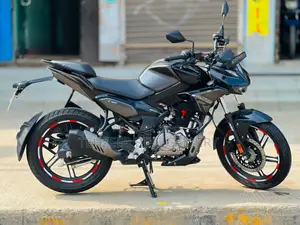 Hero Xtreme 125R 2025 Black
