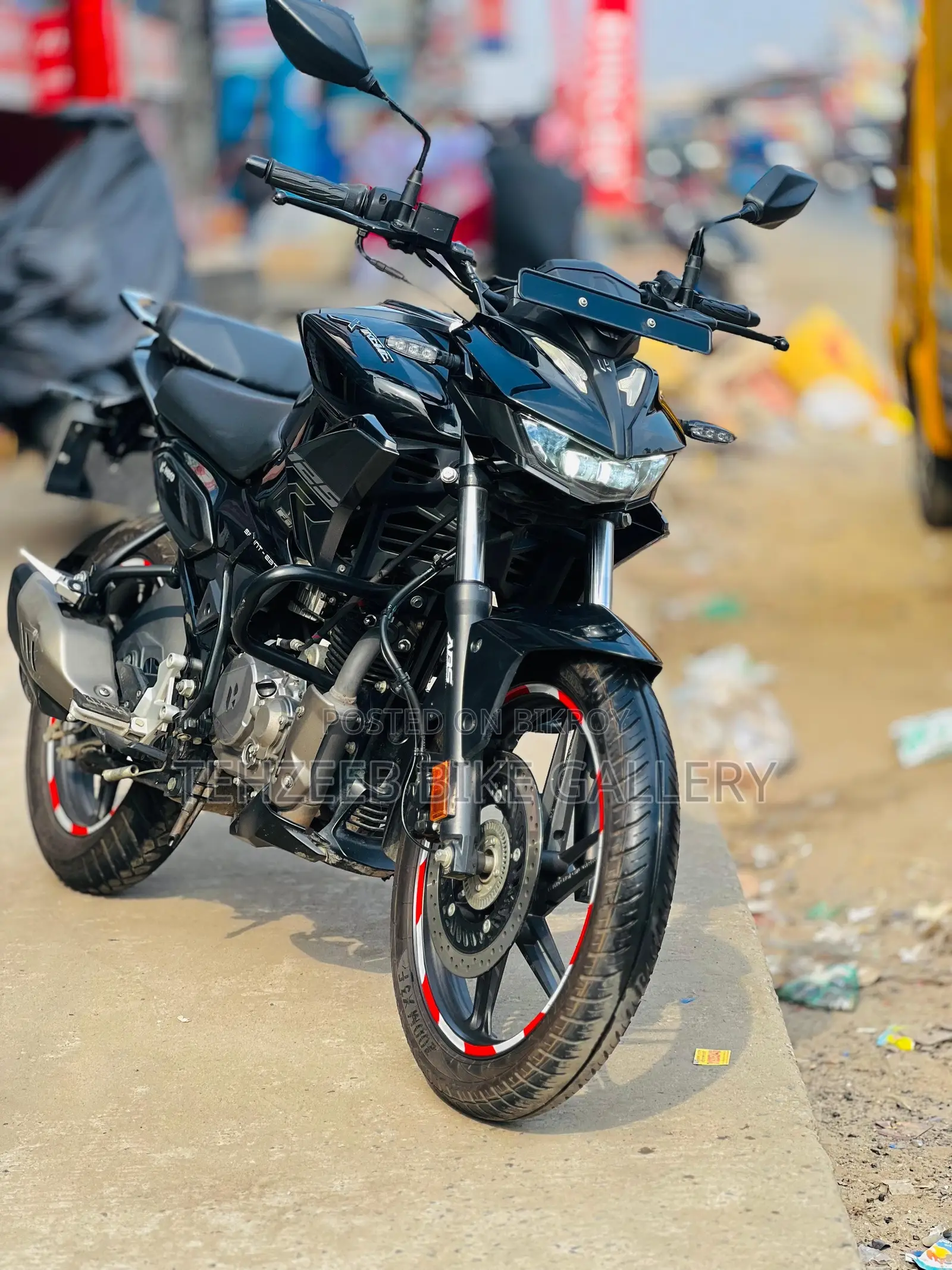 Hero Xtreme 125R 2025 Black
