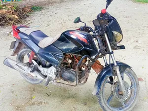 হিরো এক্সট্রিম ১৬০আর ২০০৯ ব্ল্যাক