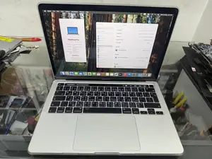 Laptop Apple MacBook Pro 2020 16GB Intel Core i5 SSD 1T