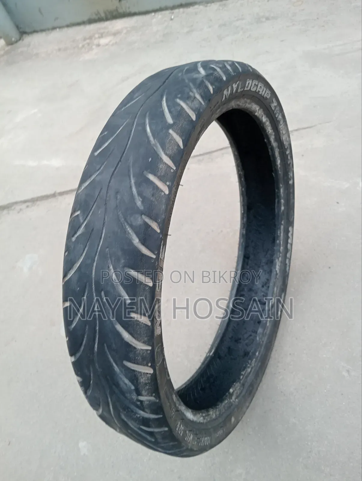 An MRF front tire of 100/80-17 size will be sold.