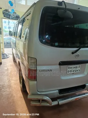 Nissan Caravan 2010 Silver