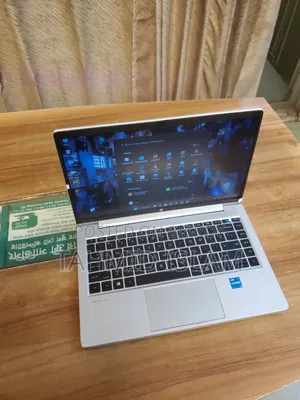 Laptop HP ProBook 440 G9 8GB Intel Core i5 SSD 256GB
