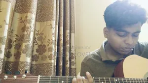 Max Guitar