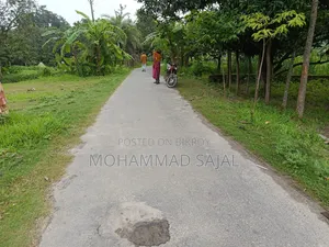 ৪ কাঠা জমি বিক্রয় করা হবে।