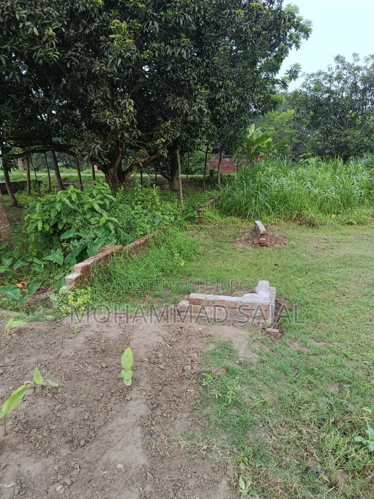 ৪ কাঠা জমি বিক্রয় করা হবে।