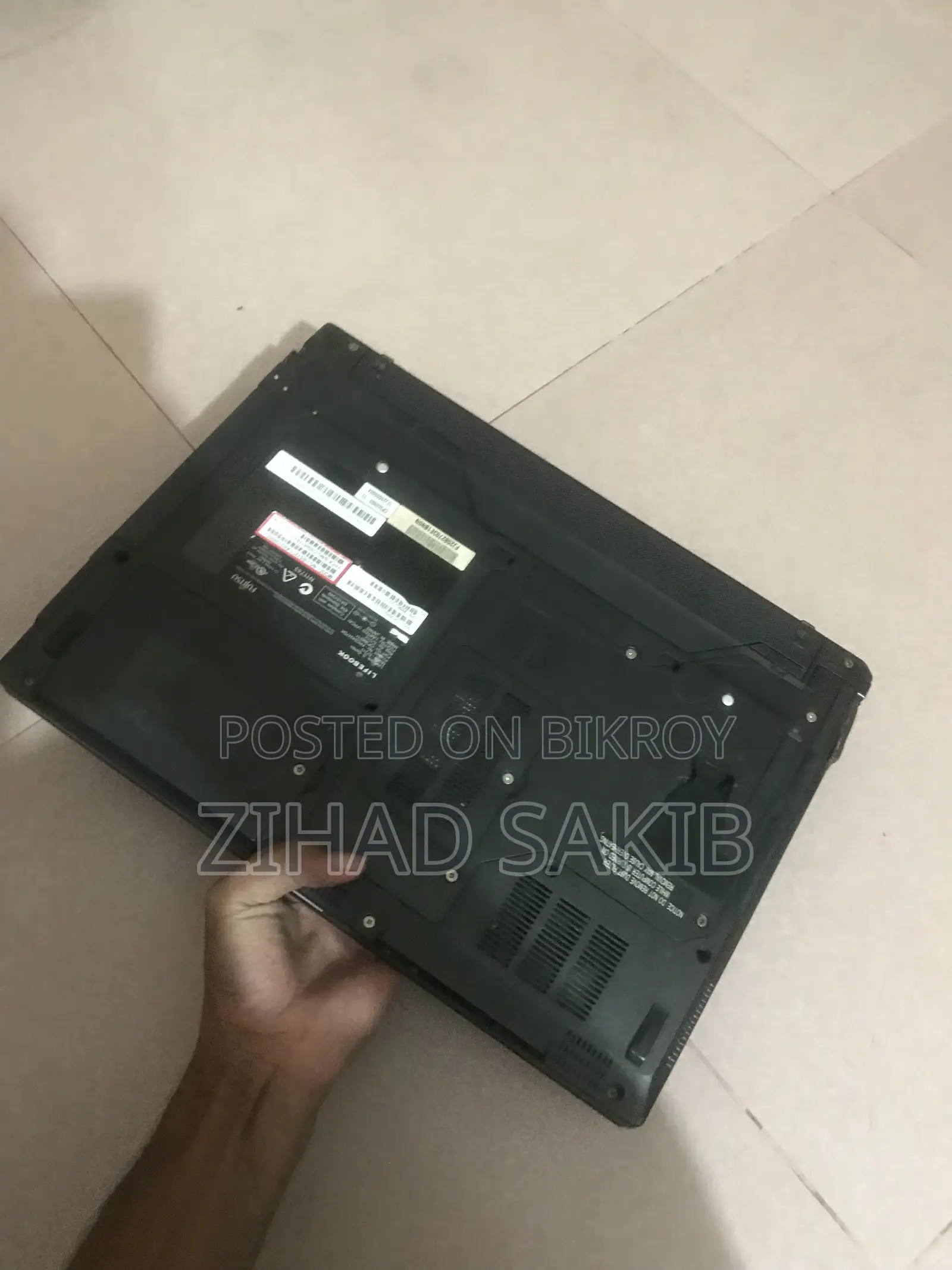 ল্যাপটপ ফুজিৎসু লাইফবুক এ১১২০ ৪জিবি ইন্টেল কোর আই৩ এসএসডি ৫১২জিবি