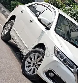 Toyota Premio 1.5 FWD 2018 White