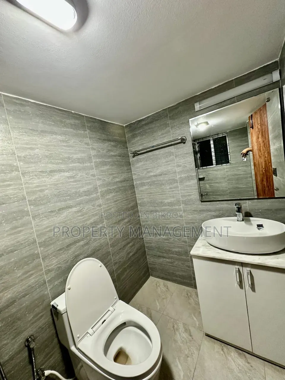 Furnished 4bdrm Apartment in Gulshan for rent