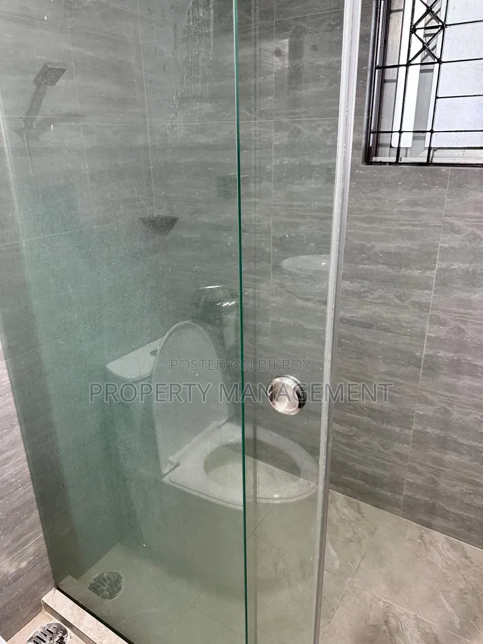 Furnished 4bdrm Apartment in Gulshan for rent