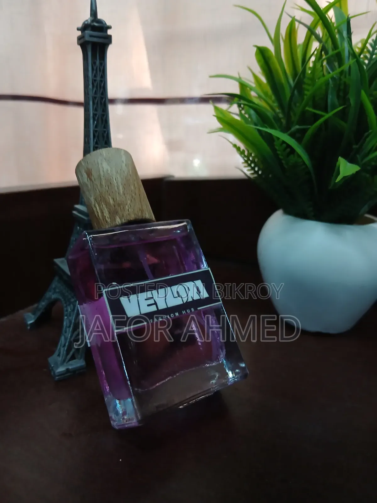 FANTASY — A Scent That Speaks Without Words