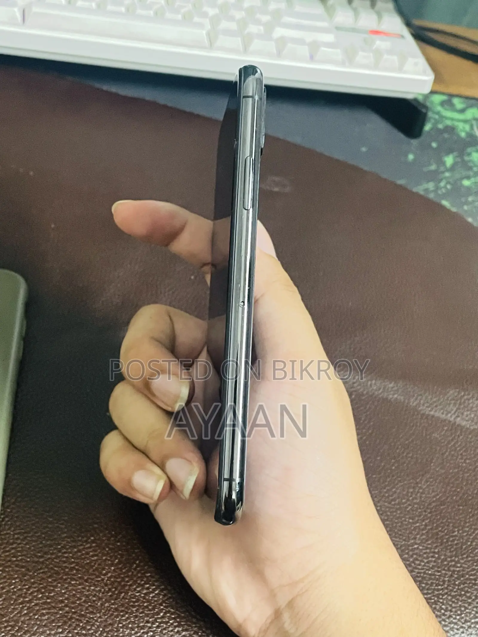 অ্যাপল আইফোন এক্স ৬৪ জিবি কালো