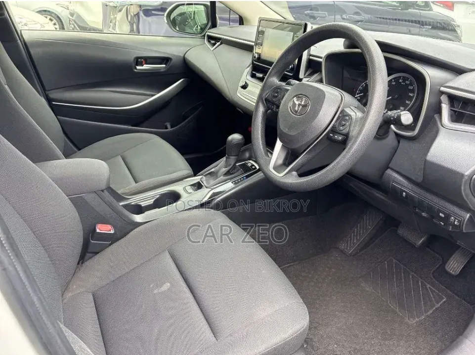 Toyota Corolla Touring G-X 2021 Pearl