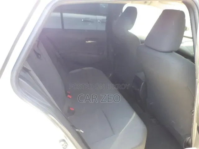 Toyota Corolla Touring G-X 2021 Pearl