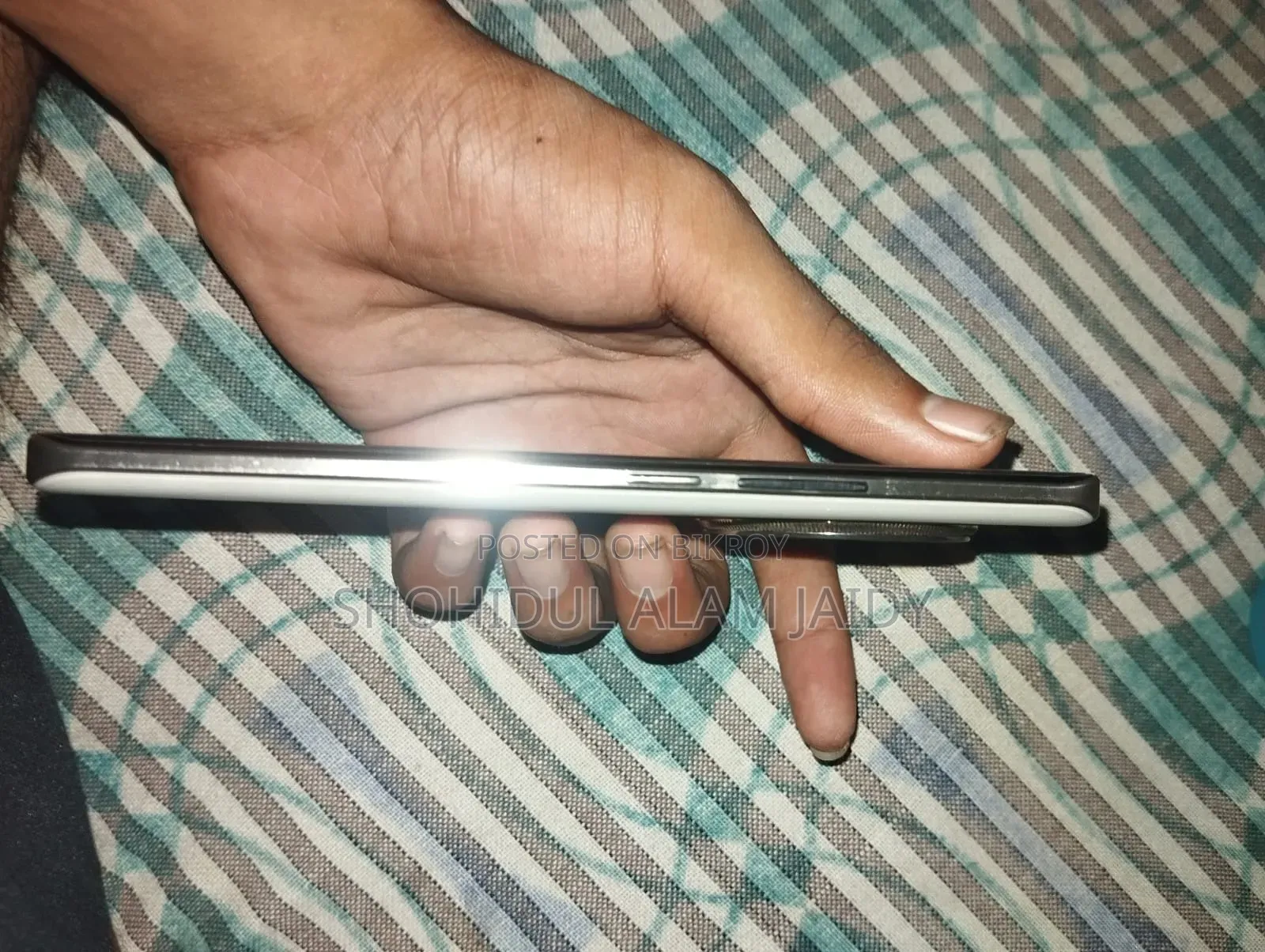 নিউ রিয়েলমি ১৪ প্রো লাইট ২৫৬ জিবি হোয়াইট